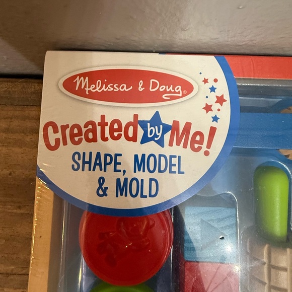 Melissa & Doug Red and Blue Learning Toys - Picture 4 of 6